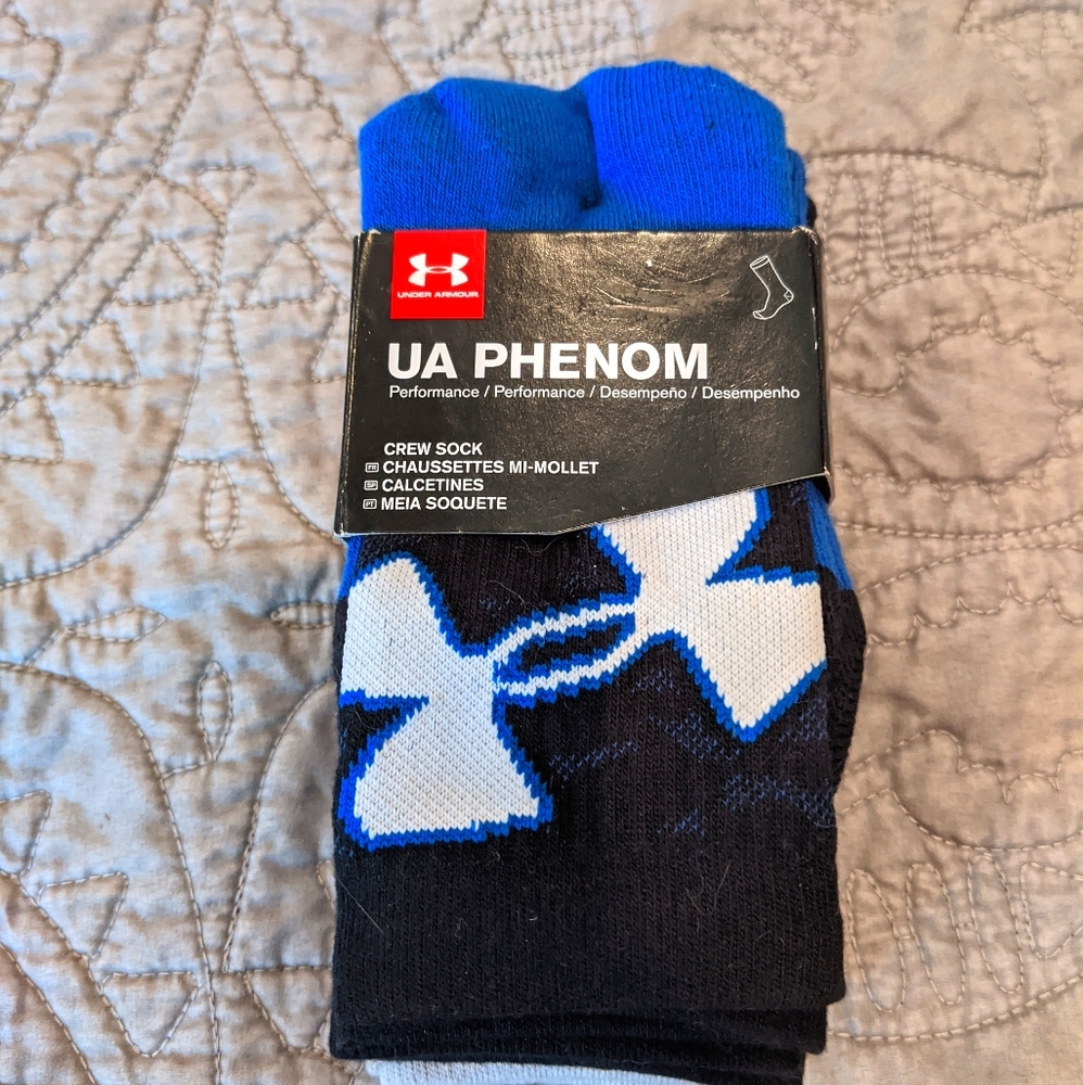 YLG size 1-4 Under Armour Phenom Socks 3 pack